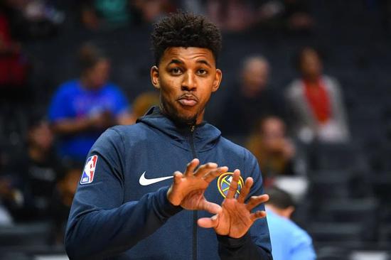 中场线断层 中场线断层