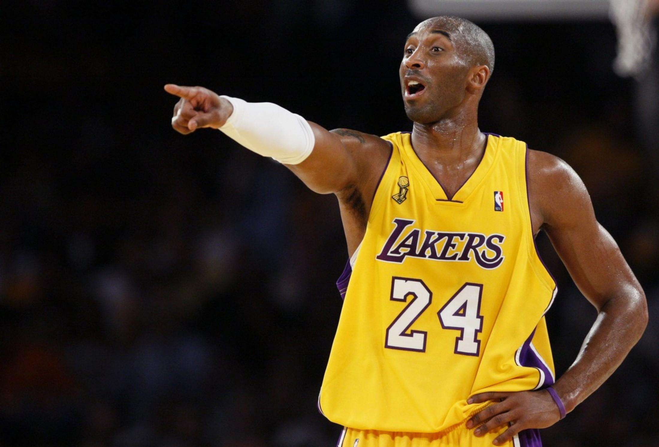 通过学校操 通过学校操